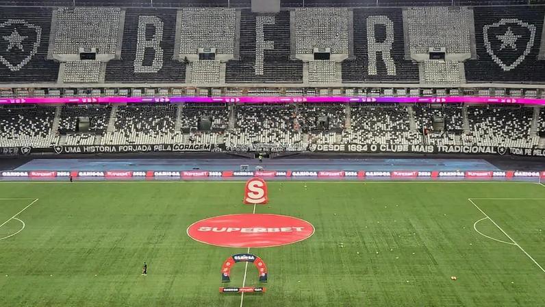 Estádio Nilton Santos é a casa do Botafogo (Foto: Leonardo Bessa/Lance!)
