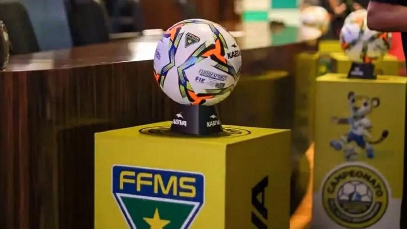 Bola da competição Sul-Mato-Grossense (Foto: Reprodução/TV Morena)