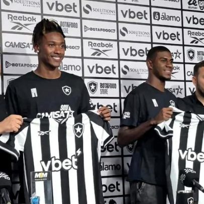 Botafogo apresenta Wallace Davi e Ythallo em entrevista no Nilton Santos