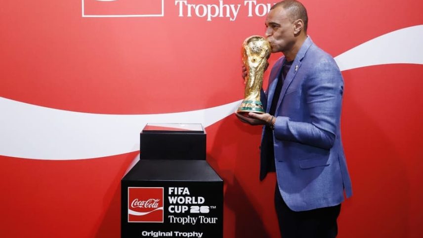 Tour da taça da Copa começa em São Paulo