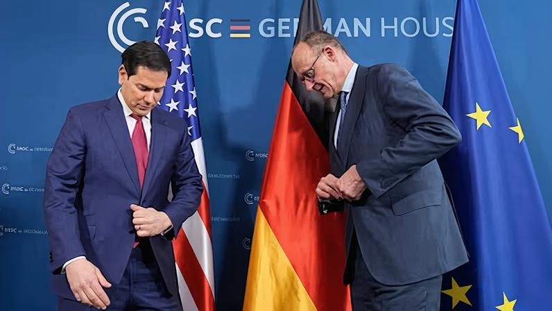 El secretario de Estado de EE UU, Marco Rubio (izquierda), junto al canciller alemán, Friedrich Merz, este viernes en la Conferencia de Múnich.