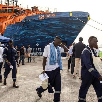 Europa avança na criação de centros de deportação de imigrantes fora da UE