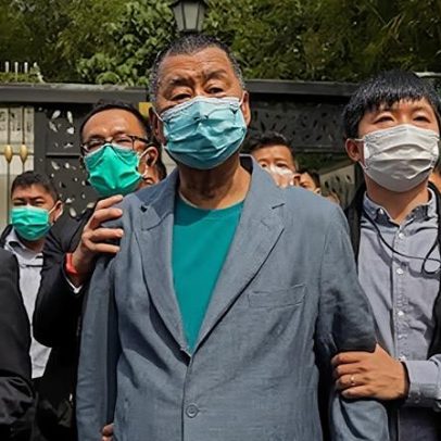 Hong Kong condena Jimmy Lai a 20 anos de prisão, símbolo do jornalismo livre