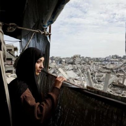 Palestinos retornam a Gaza em reencontro agridoce