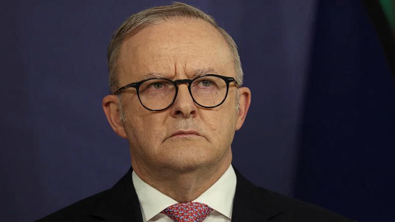 Australian Prime Minister Anthony Albanese reacts during a press conference in Sydney, Australia, in Sydney, Australia, September 12, 2025. REUTERS/Hollie Adams