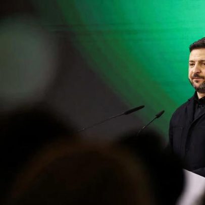 Zelenskiy diz que Ucrânia defendeu sua independência no quarto aniversário da guerra