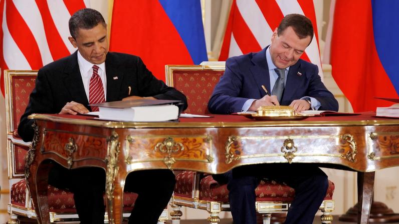 Signing of the New START agreement at Prague Castle