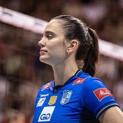 Júlia Kudiess destaca empenho coletivo do Minas na Superliga