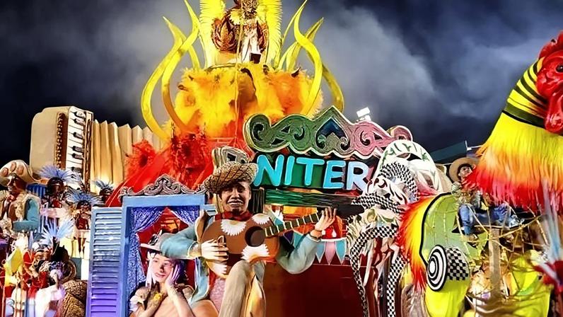 Acadêmicos de Niterói na Sapucaí