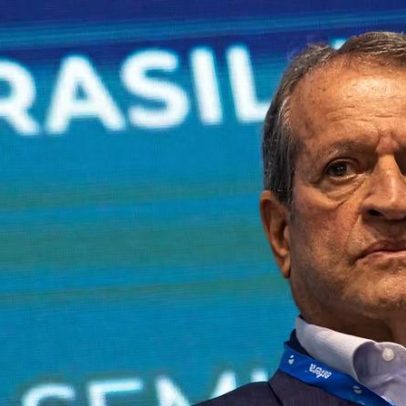 Valdemar discute com Flávio Bolsonaro indicação de Guedes para 2026