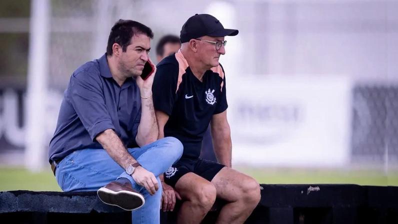 Dorival e Marcelo Paz (Foto: Rodrigo Coca/Agência Corinthians)