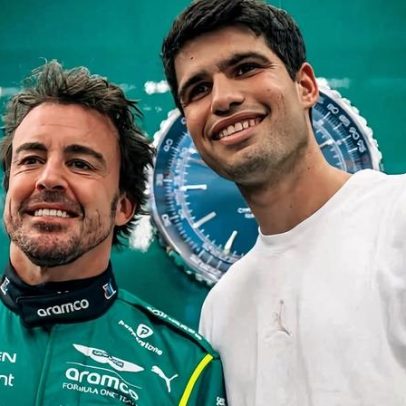 Alcaraz visita Alonso nos testes de F1 em Bahrein