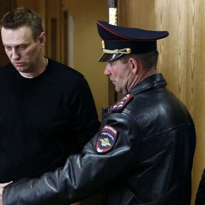 Rússia classifica acusação de envenenamento de Navalny como ultrajante