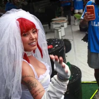 Alinne Rosa usa look de noiva para homenagear Rita Lee no Carnaval