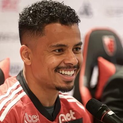 Allan desembarca em São Paulo para assinar com o Corinthians