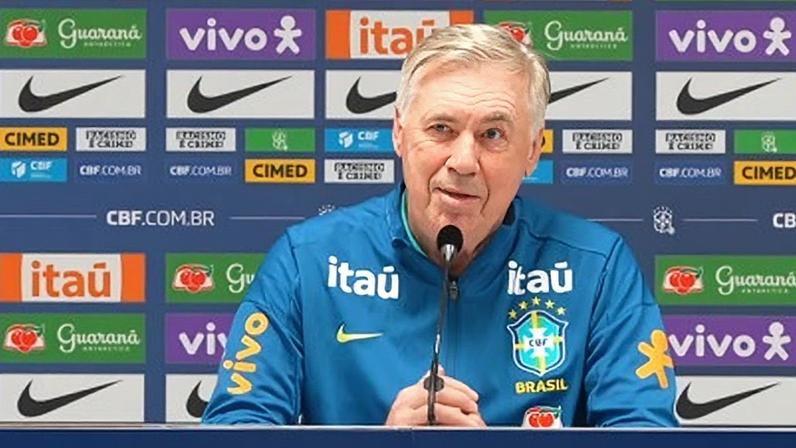 Ancelotti durante entrevista coletiva da Seleção Brasileira