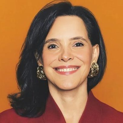 Andrea Pinheiro é reeleita presidente da Fundação Bienal de São Paulo