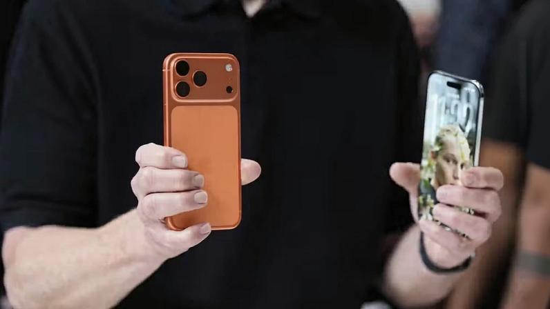 iPhone Pro 17 Pro e iPhone Air — Foto: Godofredo A. Vásquez/AP