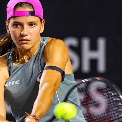 Arango vence Potapova no México e conquista a 1ª vitória da temporada