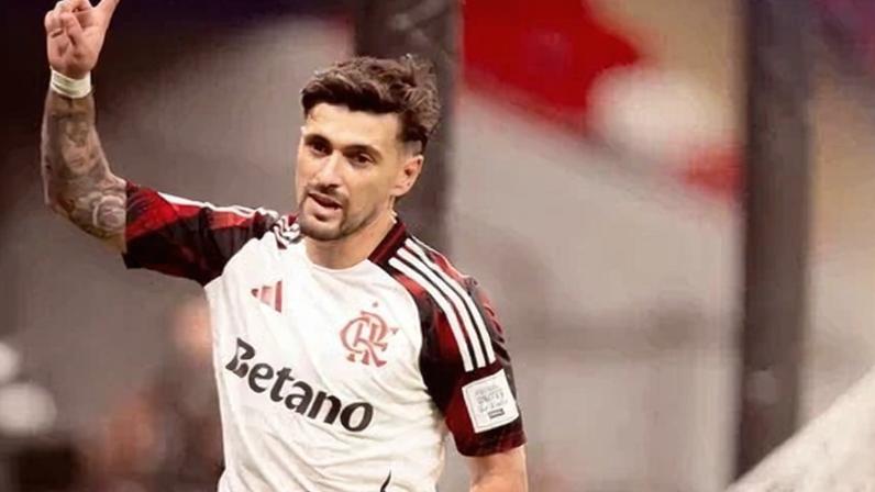Arrascaeta foi o responsável pelo empate do Flamengo em um gol de pênalti.
