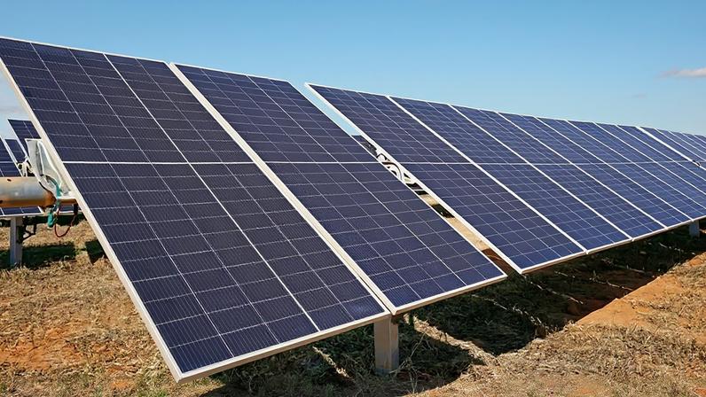 Relatório da ONU alerta sobre atraso global na transição para a energia limpa