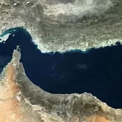 Irã fecha Estreito de Ormuz após ataques dos EUA e Israel