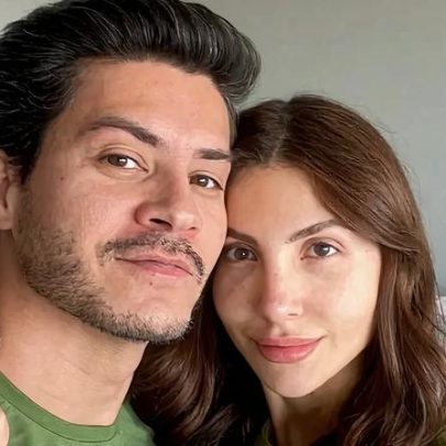Arthur Aguiar e Jheny Santucci discutem plano de casamento e exposição pública