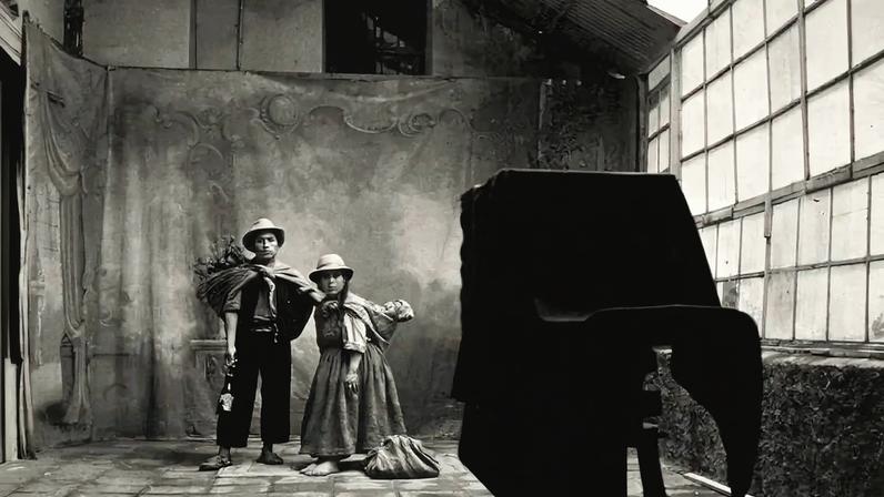 Irving Penn’s Cuzco Man, Woman, and Crying Infant, negative 1948; print 1989 J. Paul Getty Museum, gift of the Irving Penn Foundation, made possible by an anonymous donor. © The Irving Penn Foundation