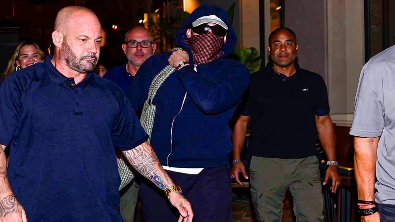 Bad Bunny reunited with ex-girlfriend Gabriela Berlingeri for a dinner date in Buenos Aires on Feb. 12.