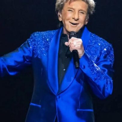 Barry Manilow adia residência em Las Vegas após cirurgia oncológica