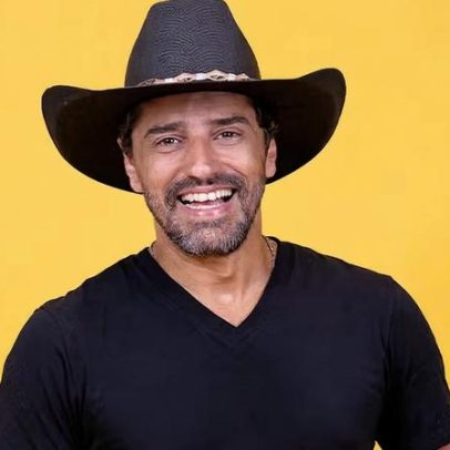 Alberto Cowboy defende expulsão de Ana Paula e aponta quebra de regra