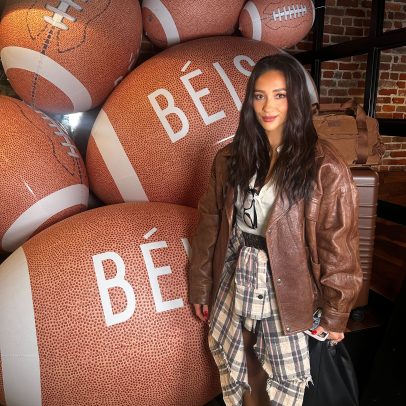 Shay Mitchell revela como a maternidade influencia a gestão da Béis