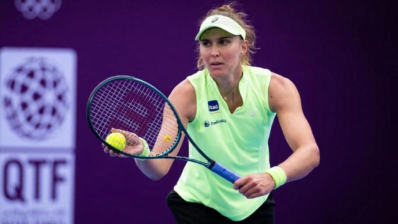 Bia Haddad Maia em ação durante o WTA 500 de Mérida