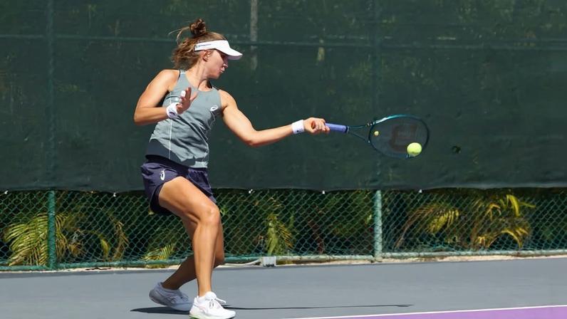 Bia Haddad Maia treinando em Mérida