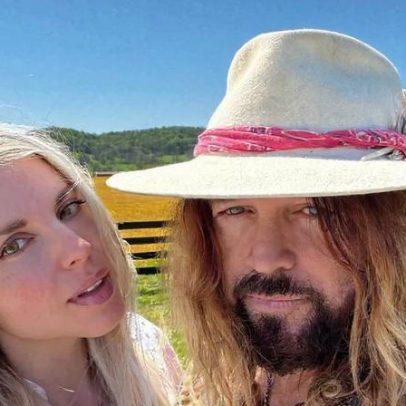 Ex de Billy Ray Cyrus acusa-o de abuso; familiares da acusadora o defendem