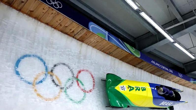 Quarteto do Brasil no bobsled-4man (Foto: Reprodução X)