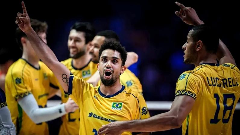 Brasil na semifinal da VNL 2025 (Foto: Volleyball World)