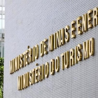 Ascensão rápida do novo diretor do Turismo preocupa servidores e parceiros