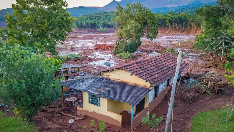 Brumadinho foi tomada por lama e rejeitos de mineração após rompimento de barragem da Vale