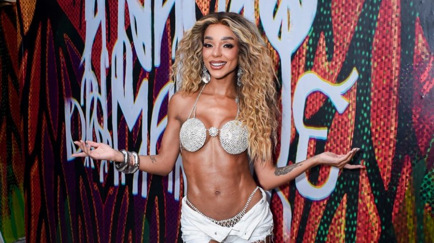 Brunna Gonçalves mostra abdômen em ensaio da Grande Rio após perder 18 kg