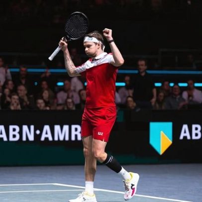 Bublik conquista vitória 200 na ATP e encara Aliassime na semifinal