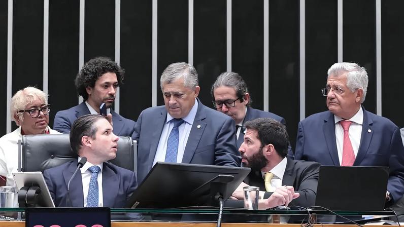 Câmara derruba mudanças do Senado e aprova versão de Derrite para o PL antifacção após acordo com o governo Lula (PT). (Foto: Bruno Spada/Câmara dos Deputados)