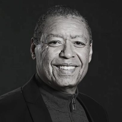 Músico gospel Ron Kenoly morre aos 81 anos