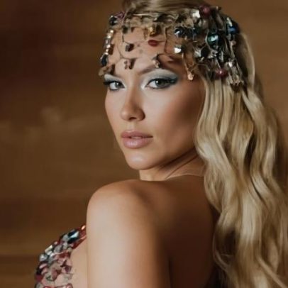 Virginia Fonseca apresenta novo visual em evento de moda no Rio