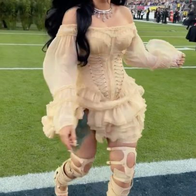 Cardi B comenta Super Bowl 2026 enquanto rumores sobre Stefon Diggs surgem