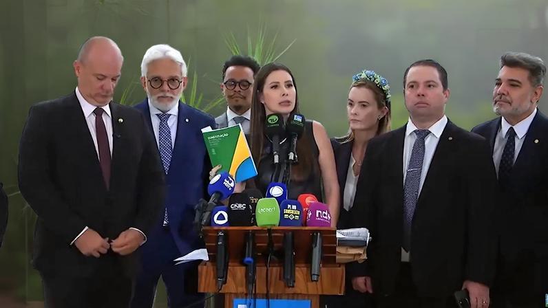 ‘Impeachmaço’ proposto por Carol De Toni mira 16 ministros e eleva pressão sobre governo (Foto: Denise Tibes/Ascom Carol De Toni)