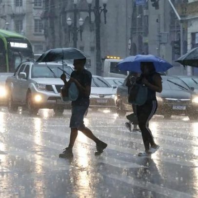 Quatro regiões do país têm alerta de chuvas intensas até sábado