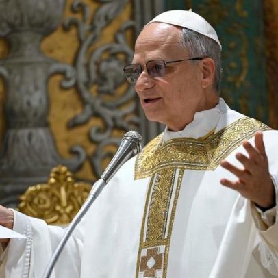 Papa cita Madre Teresa em discurso no Vaticano, defesa da paz e contra o aborto