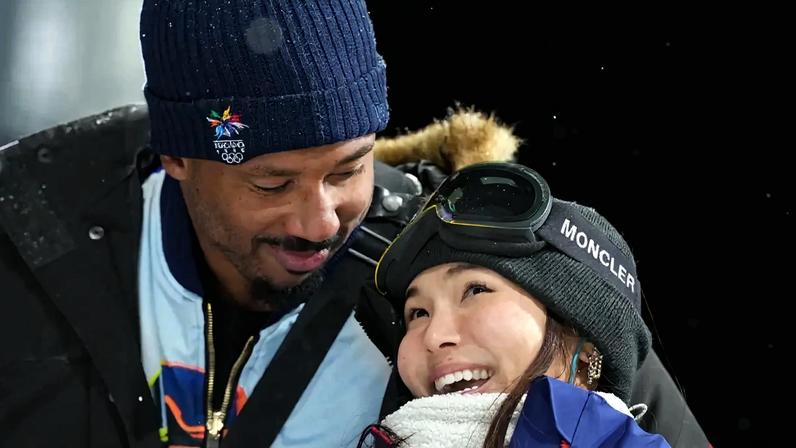 Chloe Kim received some support from her NFL boyfriend Myles Garrett after her silver medal win at the 2026 Winter Olympics.