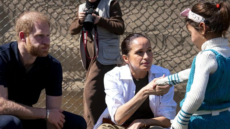 Prince Harry and Meghan Markle this week met Maria, a 14 year old burn victim from Gaza, during a visit to the Specialty Hospital in Amman, Jordan.